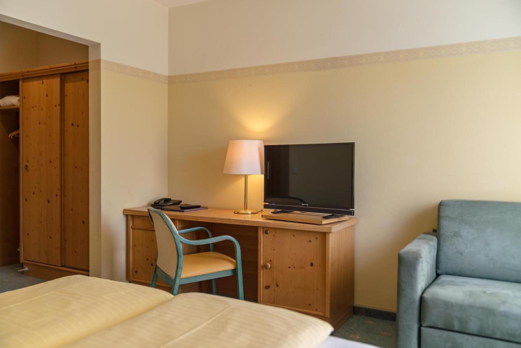 אלטנמרקט אים פונגאו Hotel Restaurant Lebzelter מראה חיצוני תמונה